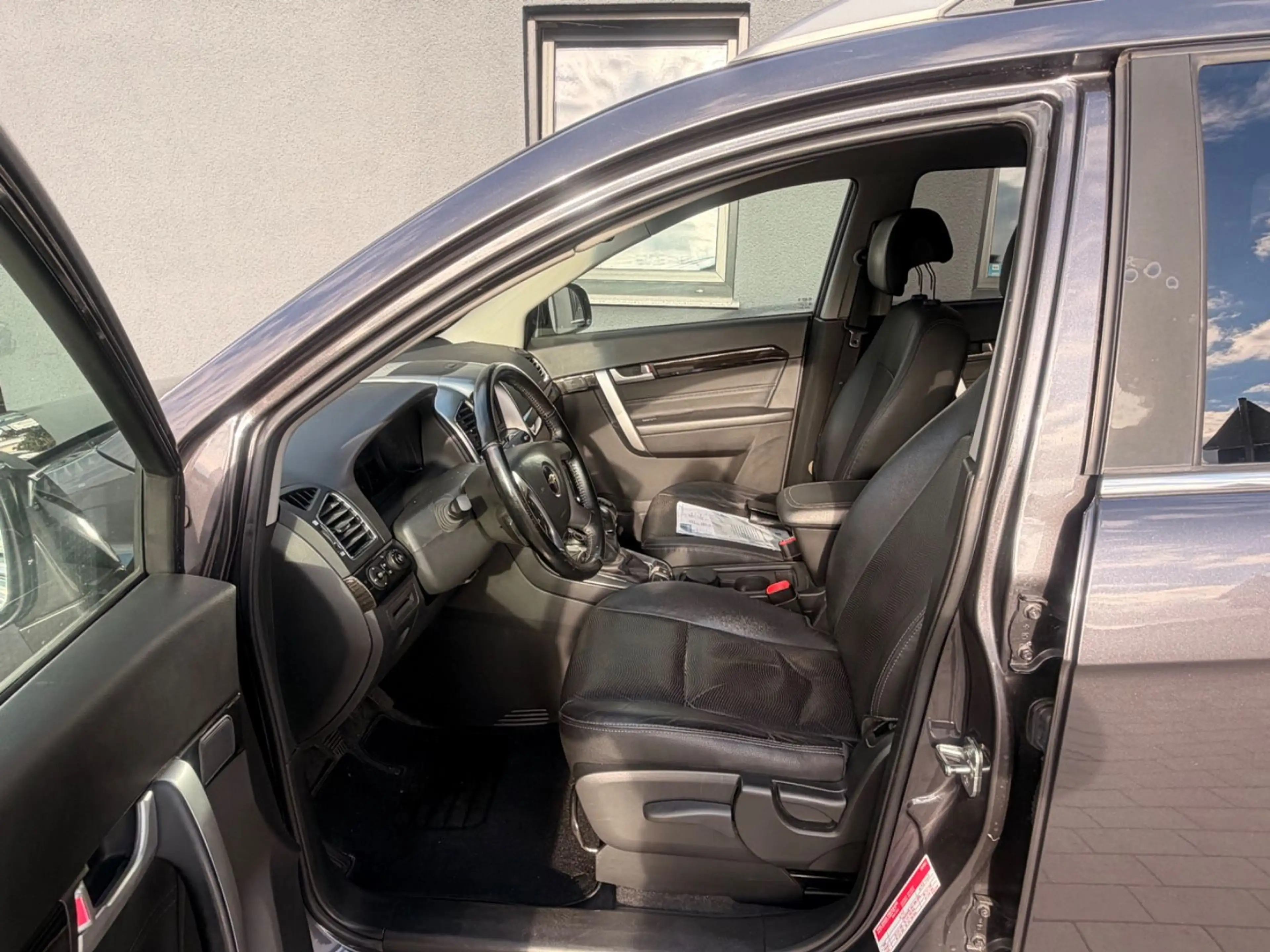 Chevrolet Captiva 2.2 D LT+ 7Sitzer/1.Hand — photo 6