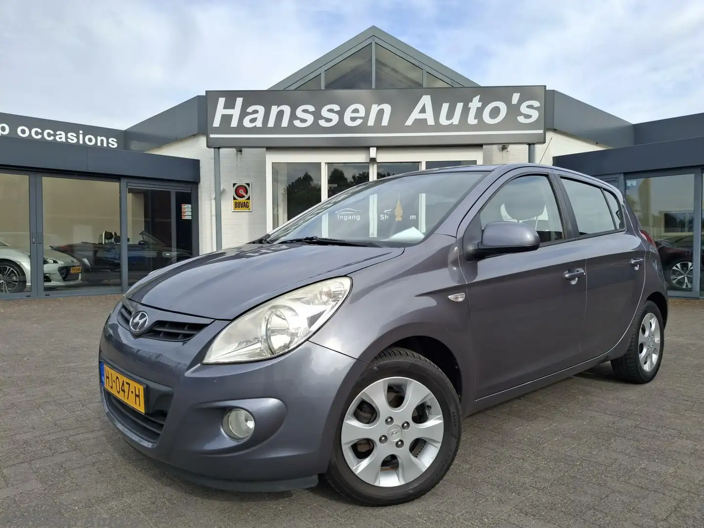 Hyundai i20 1.4i DynamicVersion siva - 1