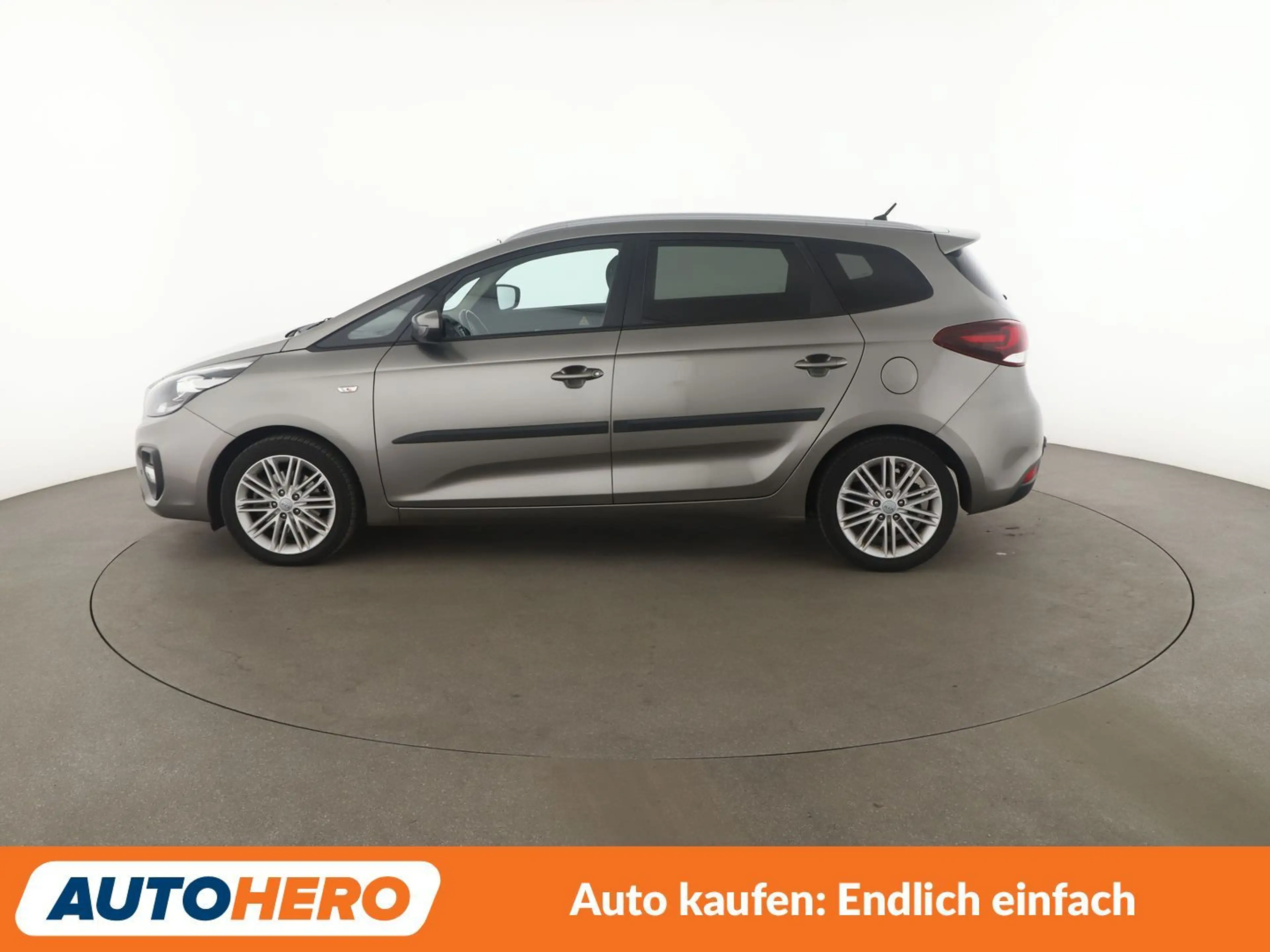 Kia Carens 1.7 CRDi Dream Team *PDC*TEMPO*SHZ*LHZ*ALU* — photo 3