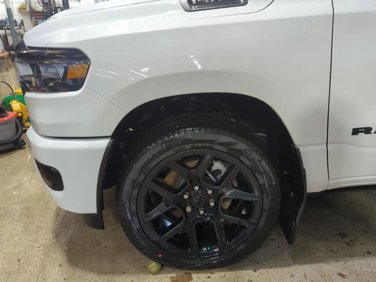 RAM 1500 снимка RAM 1500