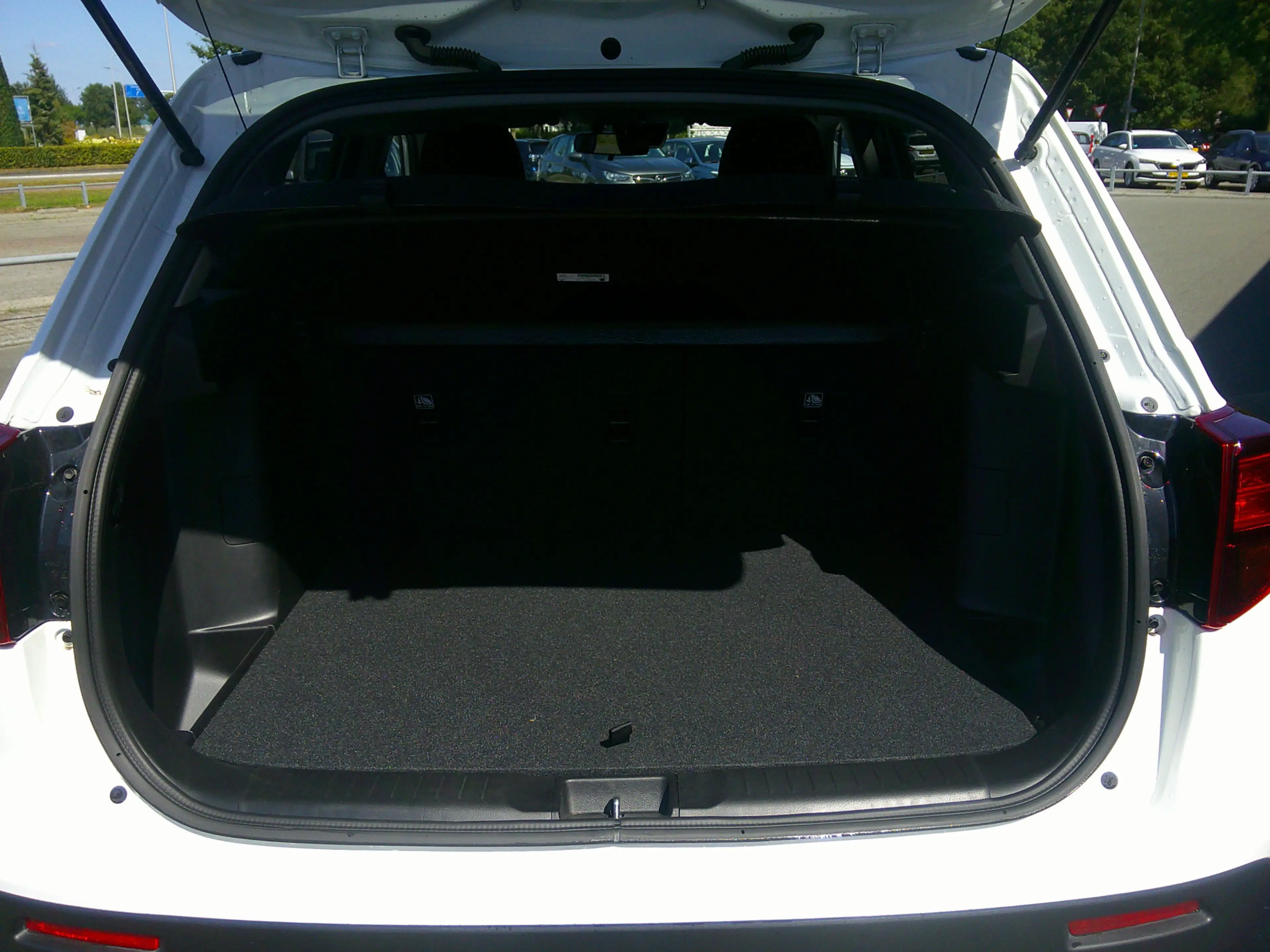 Suzuki Vitara 1.5 Hybrid Select Automaat Staat in Hoogeveen — photo 9