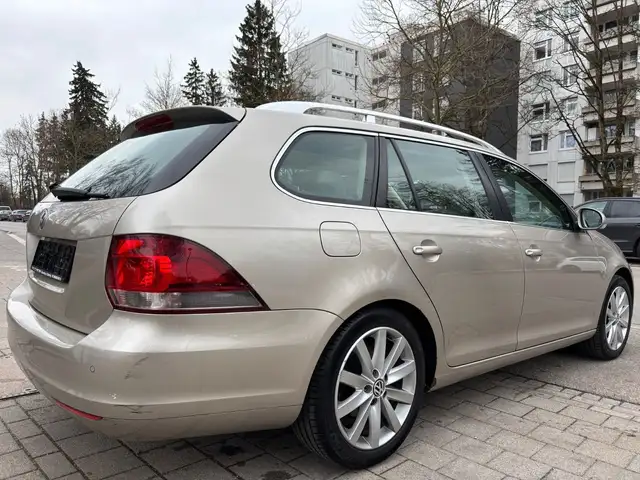 Volkswagen Golf view 5