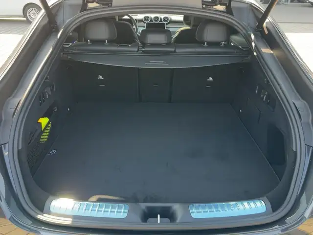 Mercedes-Benz GLC 300 de 4MATIC Coupé AMG mit EQ Hybrid Techn. Ansicht 9