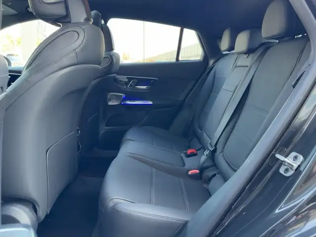 Mercedes-Benz GLC 300 de 4MATIC Coupé AMG mit EQ Hybrid Techn. Ansicht 8