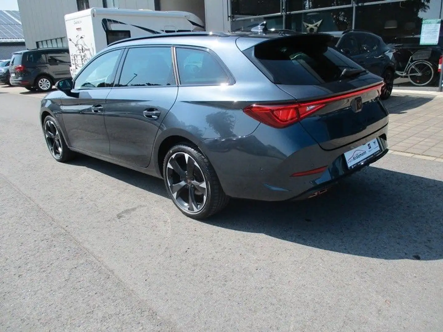 CUPRA Leon Sportstourer 1,4 DSG e-Hybrid*AHK*el Heckkl Grau - 2