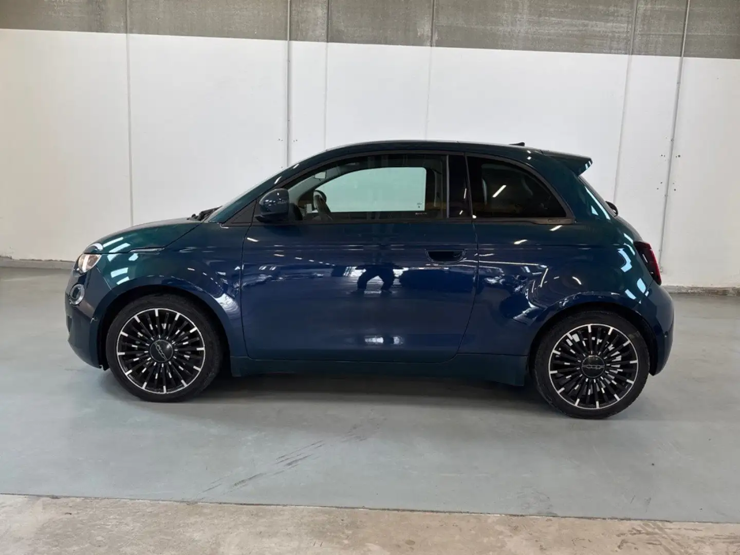 Fiat 500e Elettrica Icon 3+1 Verde - 2