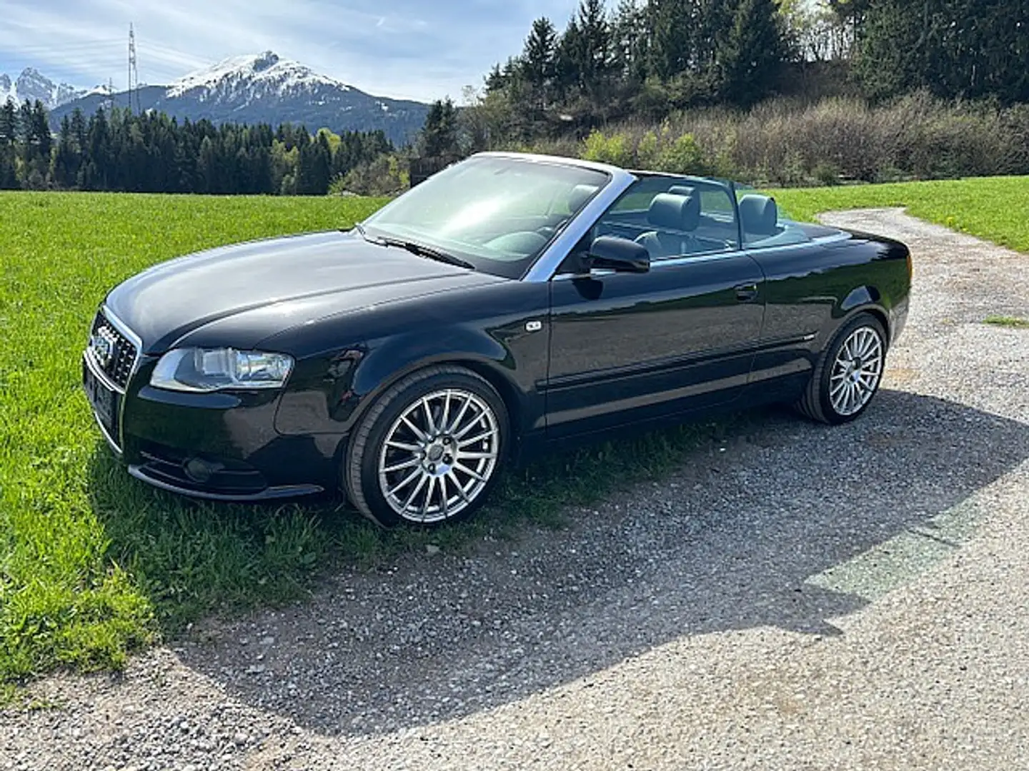 Audi Cabriolet Schwarz - 1