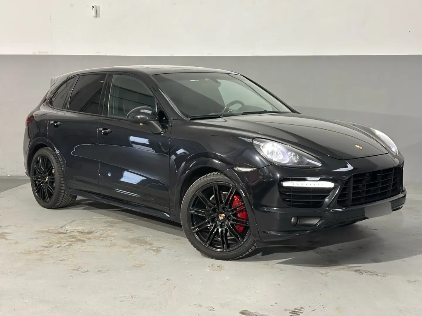 Porsche Cayenne GTS Aut. Negro - 2