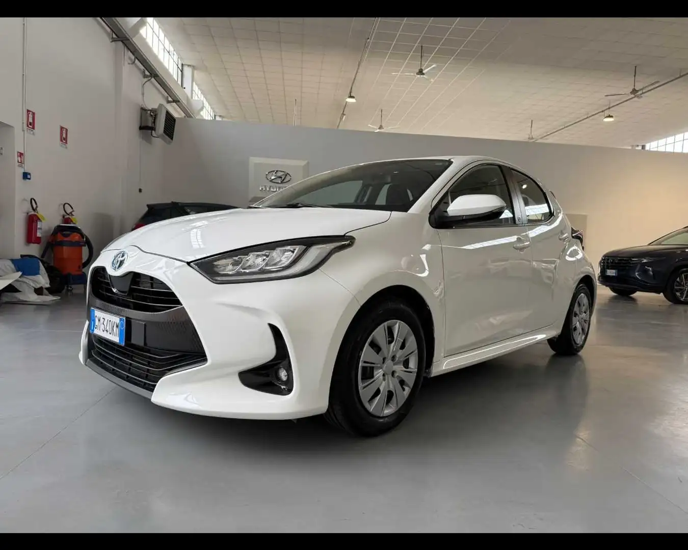 Toyota Yaris 1.5 Hybrid Energy - 1
