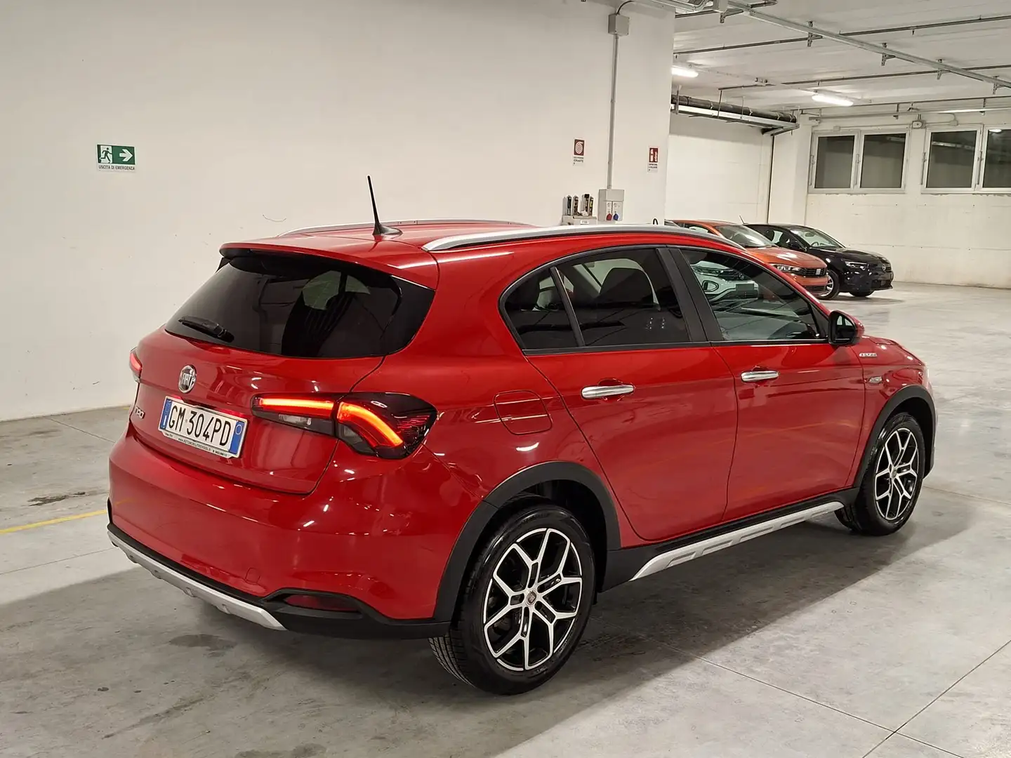 Fiat Tipo 1600 16V Multijet 130CV Cross 5 Porte Rouge - 2