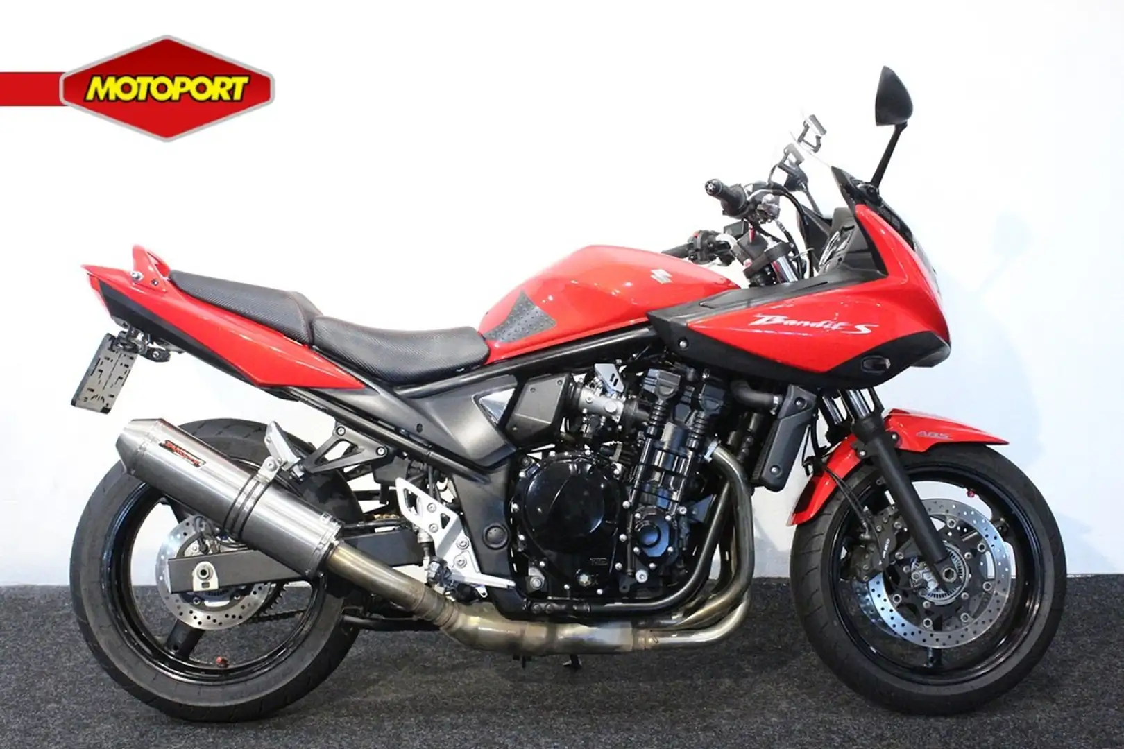 Suzuki GSF 650 SA Rojo - 1