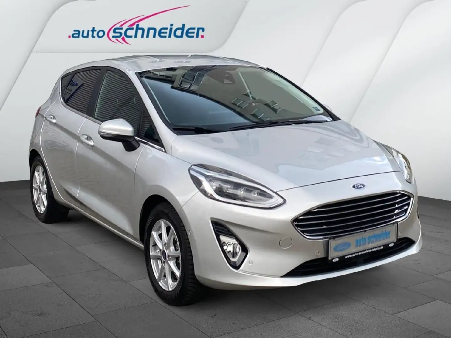 Ford Fiesta Titanium X Silber - 2