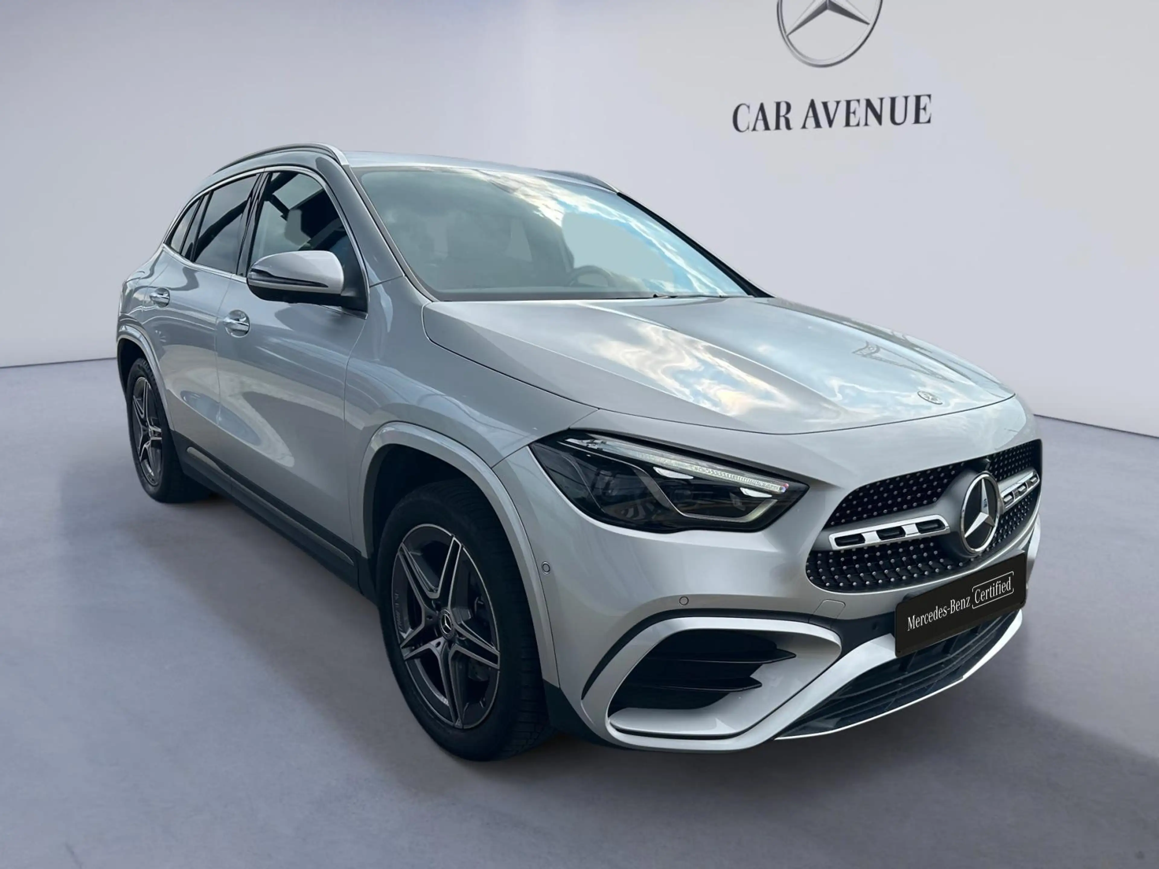 Mercedes-Benz GLA 250 GLA e AMG Line — photo 7