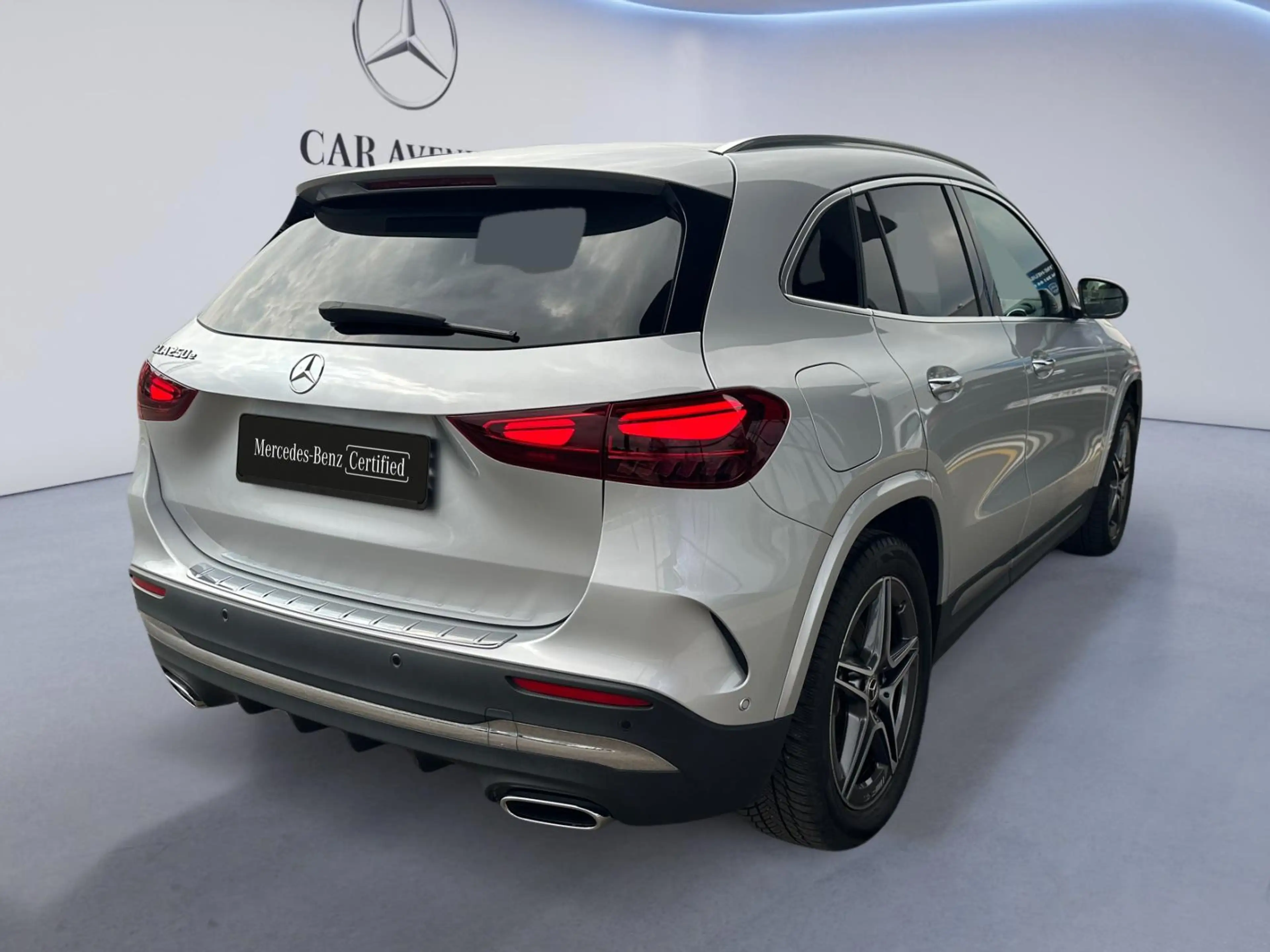 Mercedes-Benz GLA 250 GLA e AMG Line — photo 5