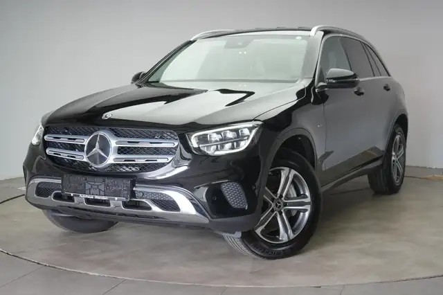Mercedes-Benz 300 view 3
