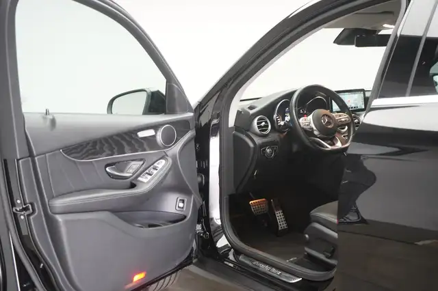 Mercedes-Benz 300 view 12