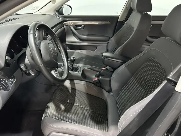 SEAT Exeo 2.0 TDI CR Style Ecomotive 2013, foto 14