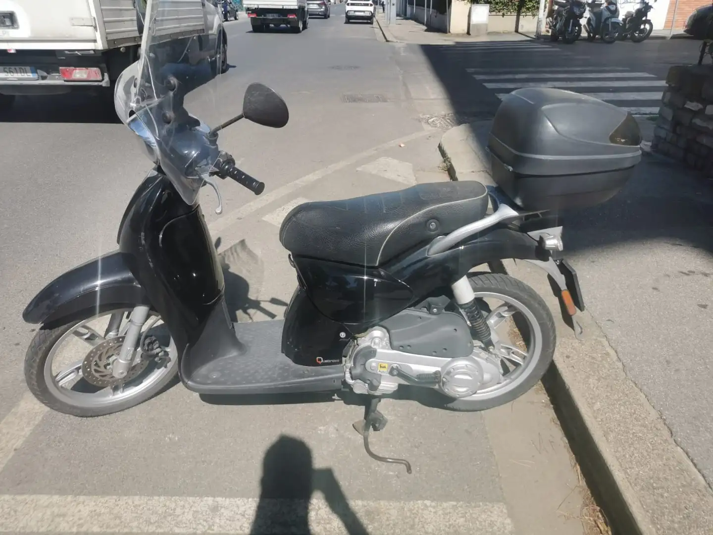 Aprilia Scarabeo Negro - 2