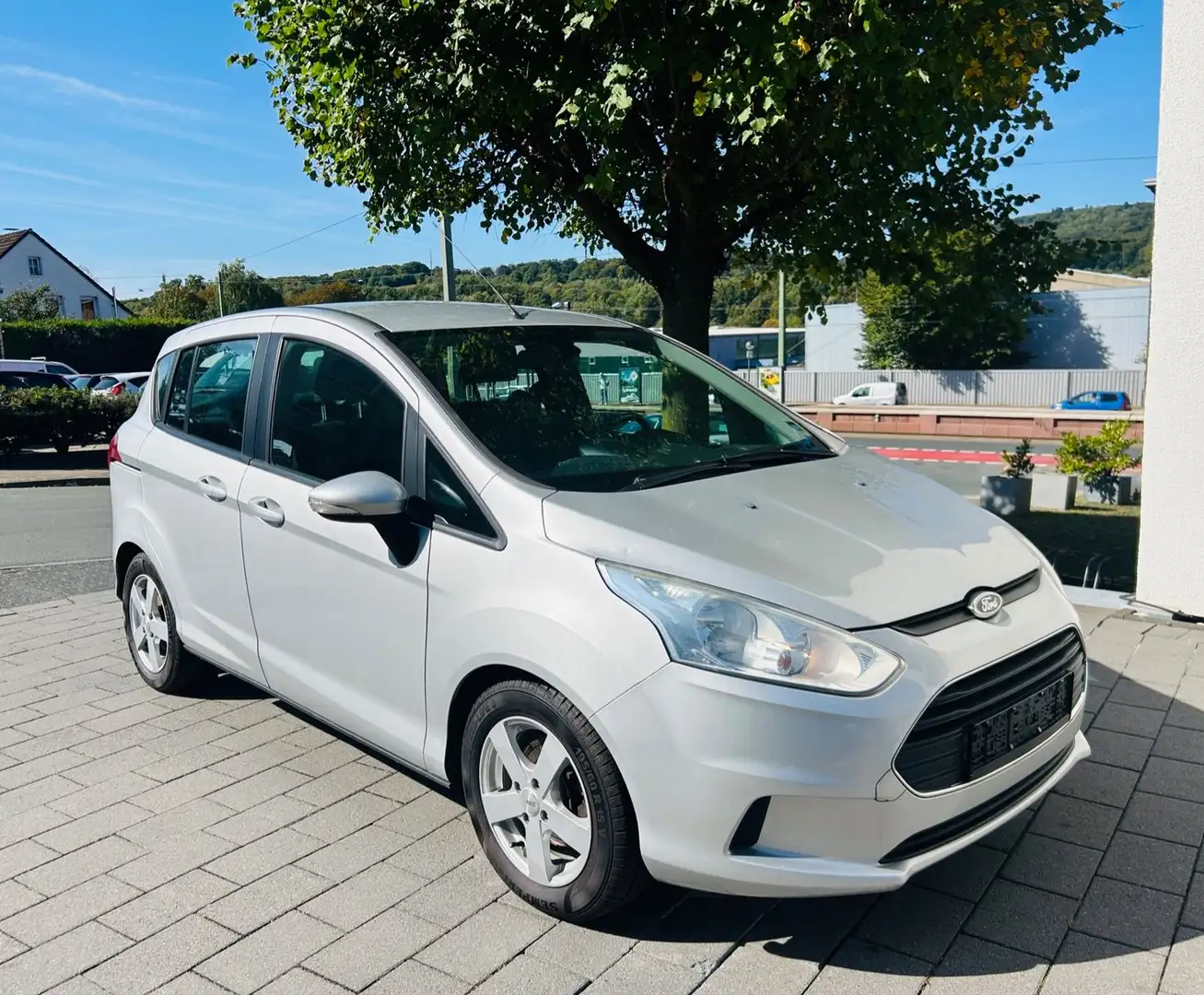Ford B-Max B-MAX Trend Silber - 1