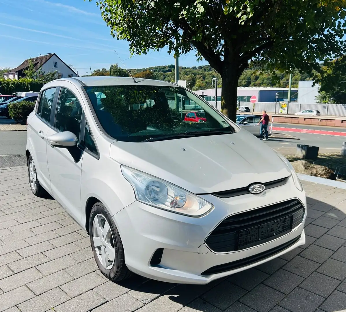 Ford B-Max B-MAX Trend Silber - 2