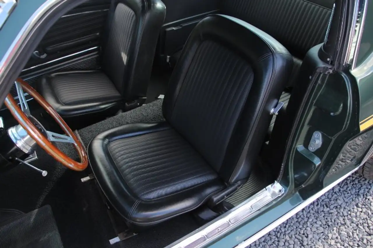 Ford Mustang Fastback Code J-Restaurée 100%, foto 11