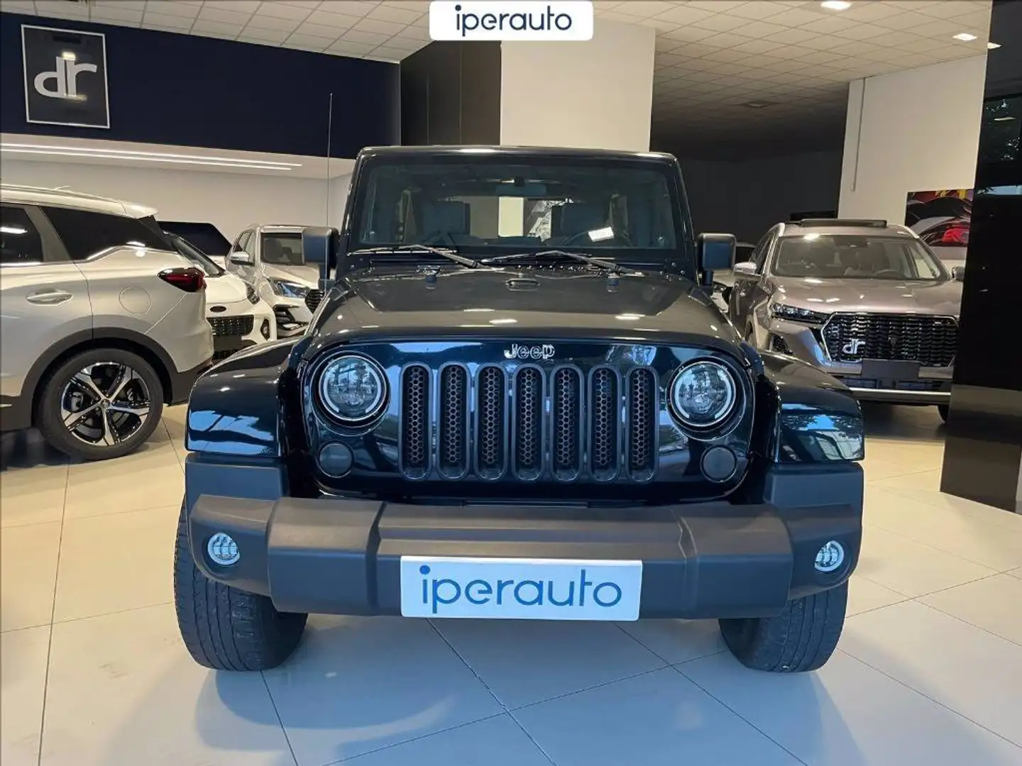 Jeep Wrangler unlimited 2.8 crd sport auto dpf Schwarz - 2
