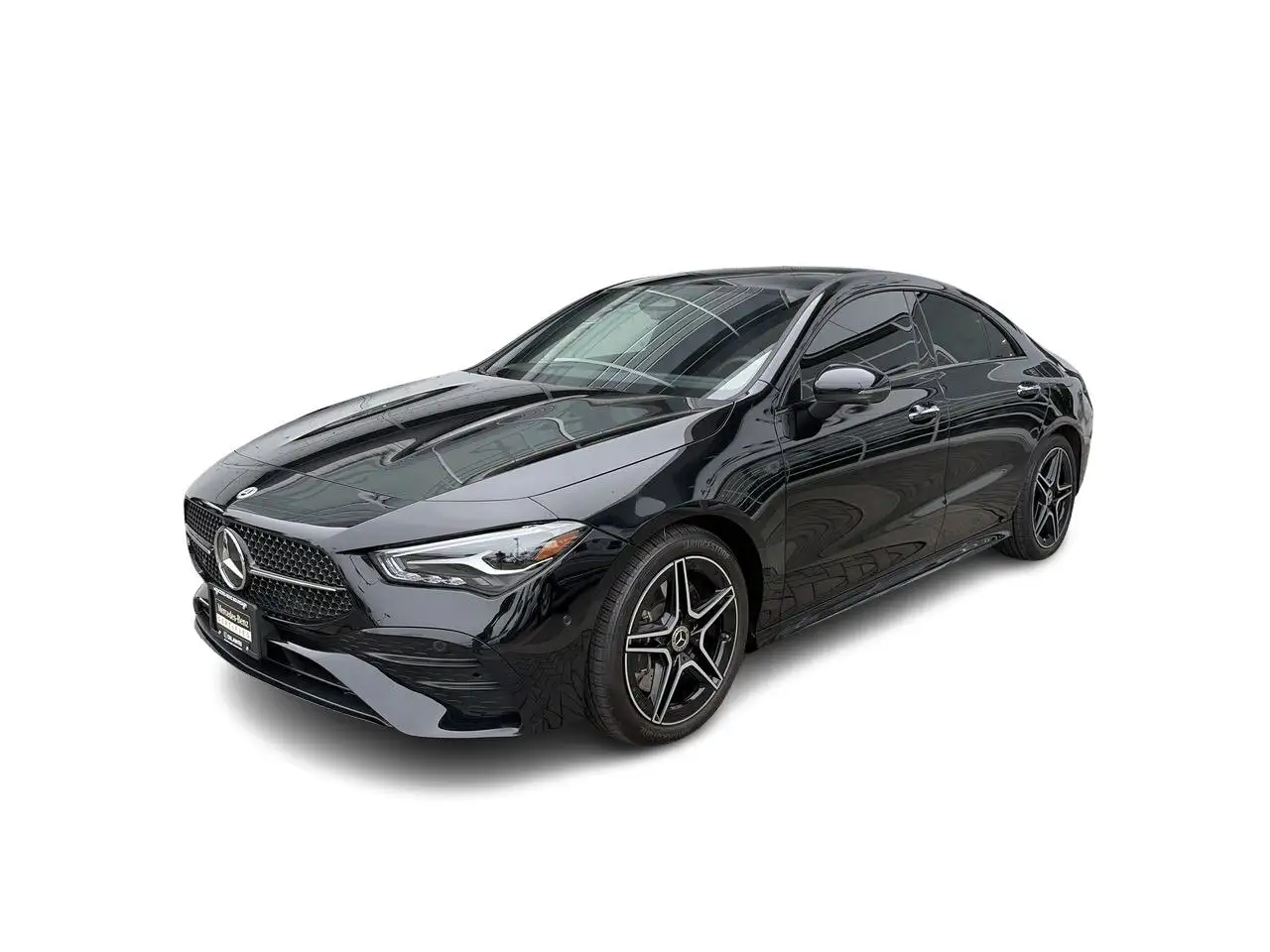 Mercedes-Benz CLA снимка Mercedes-Benz CLA