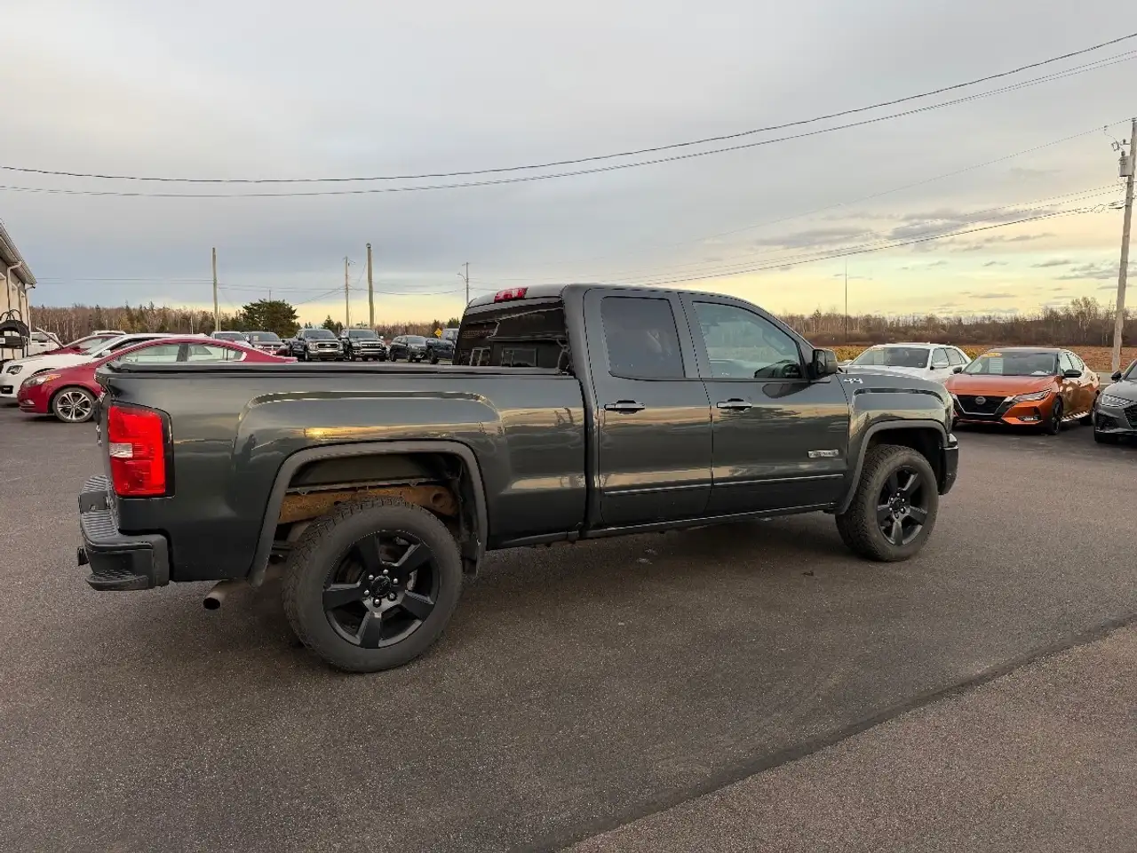 GMC Sierra 1500 снимка GMC Sierra 1500