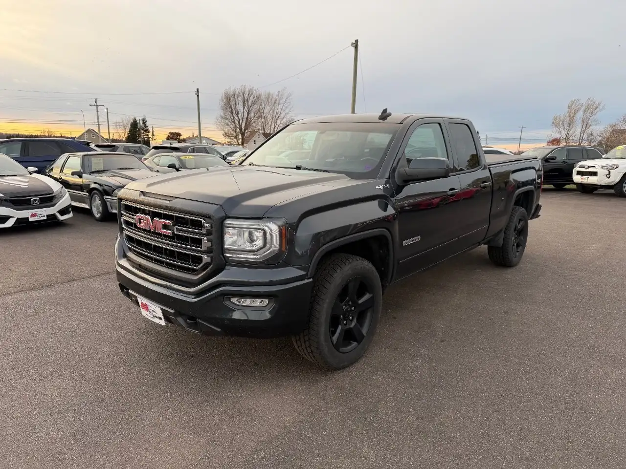 GMC Sierra 1500 снимка GMC Sierra 1500