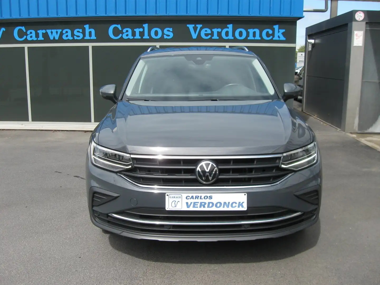 Volkswagen Tiguan Tiguan 1.5 TSI OPF Life Gris - 1