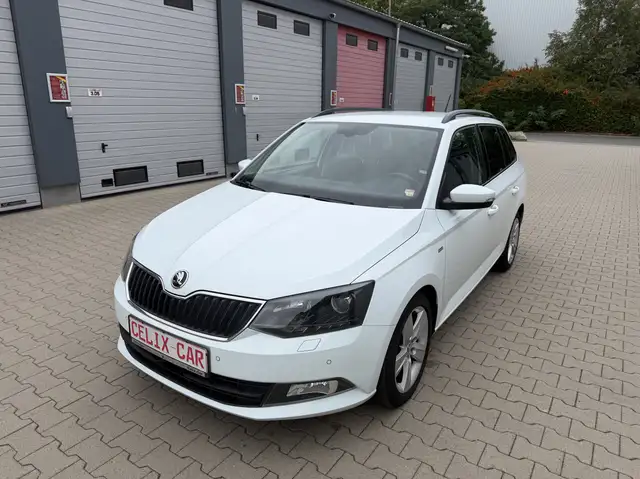 Skoda Fabia Drive+LED+Navi+Euro6+*1.Hand*