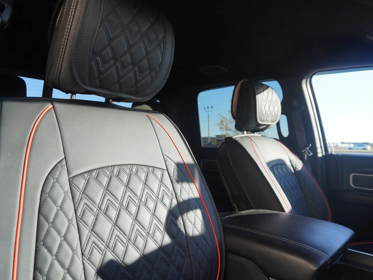 RAM 2500 снимка RAM 2500