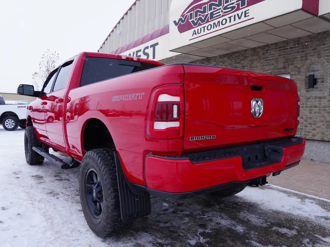 RAM 2500 снимка RAM 2500