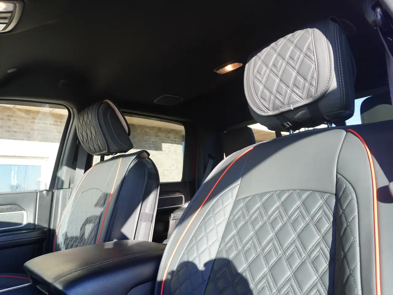 RAM 2500 снимка RAM 2500