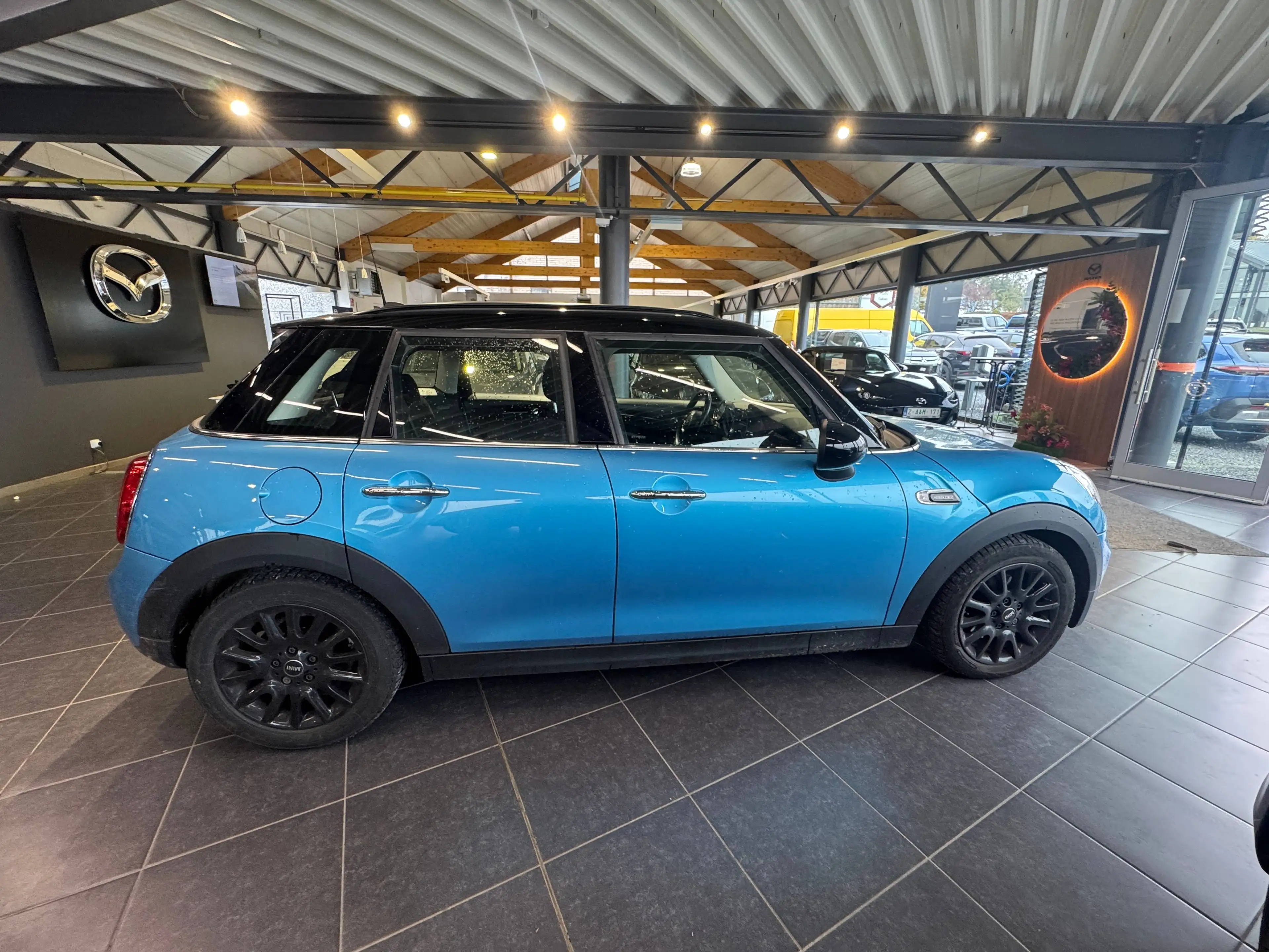 MINI Cooper 1.5L Essence Automatique — photo 8