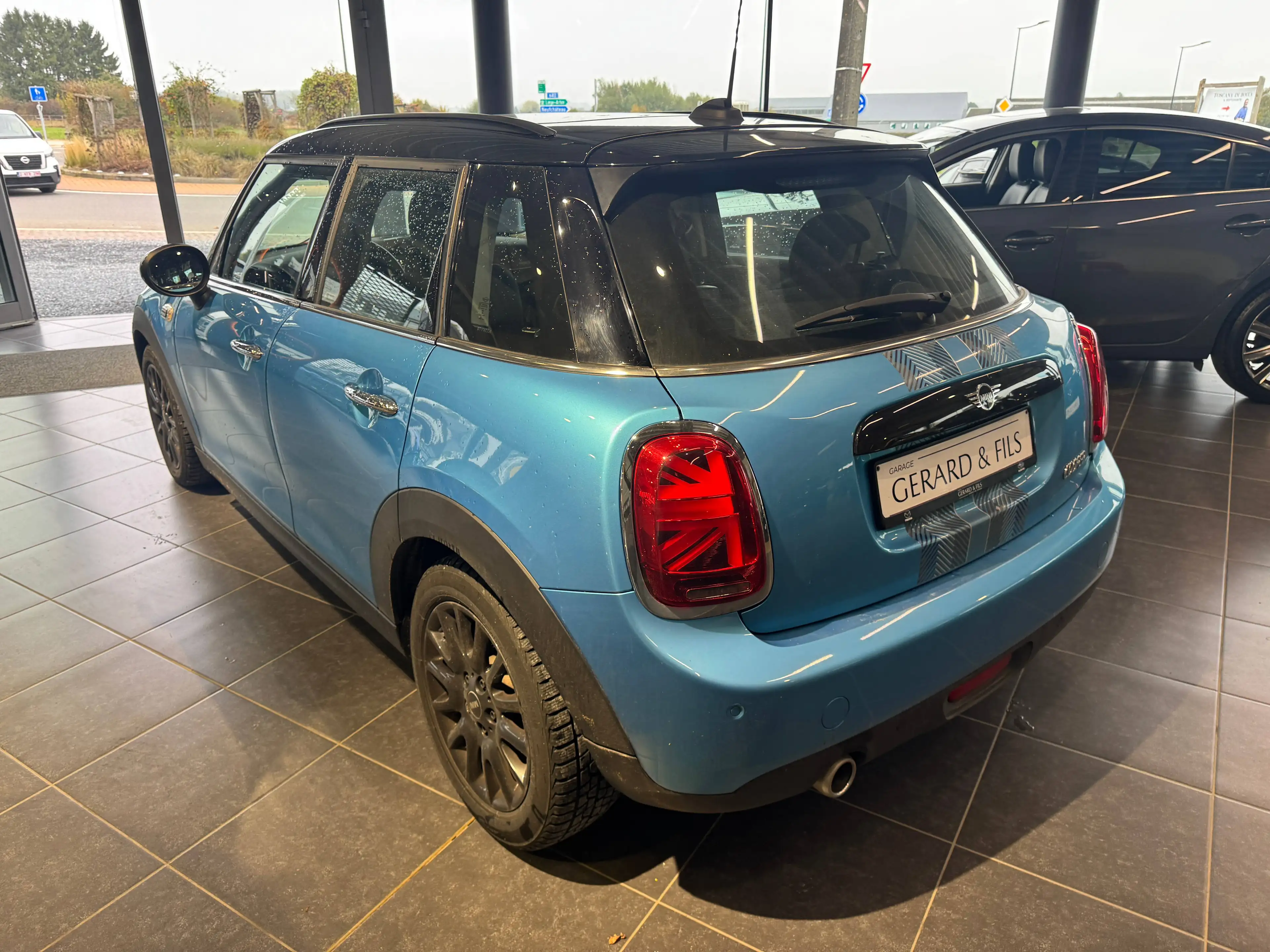 MINI Cooper 1.5L Essence Automatique — photo 4