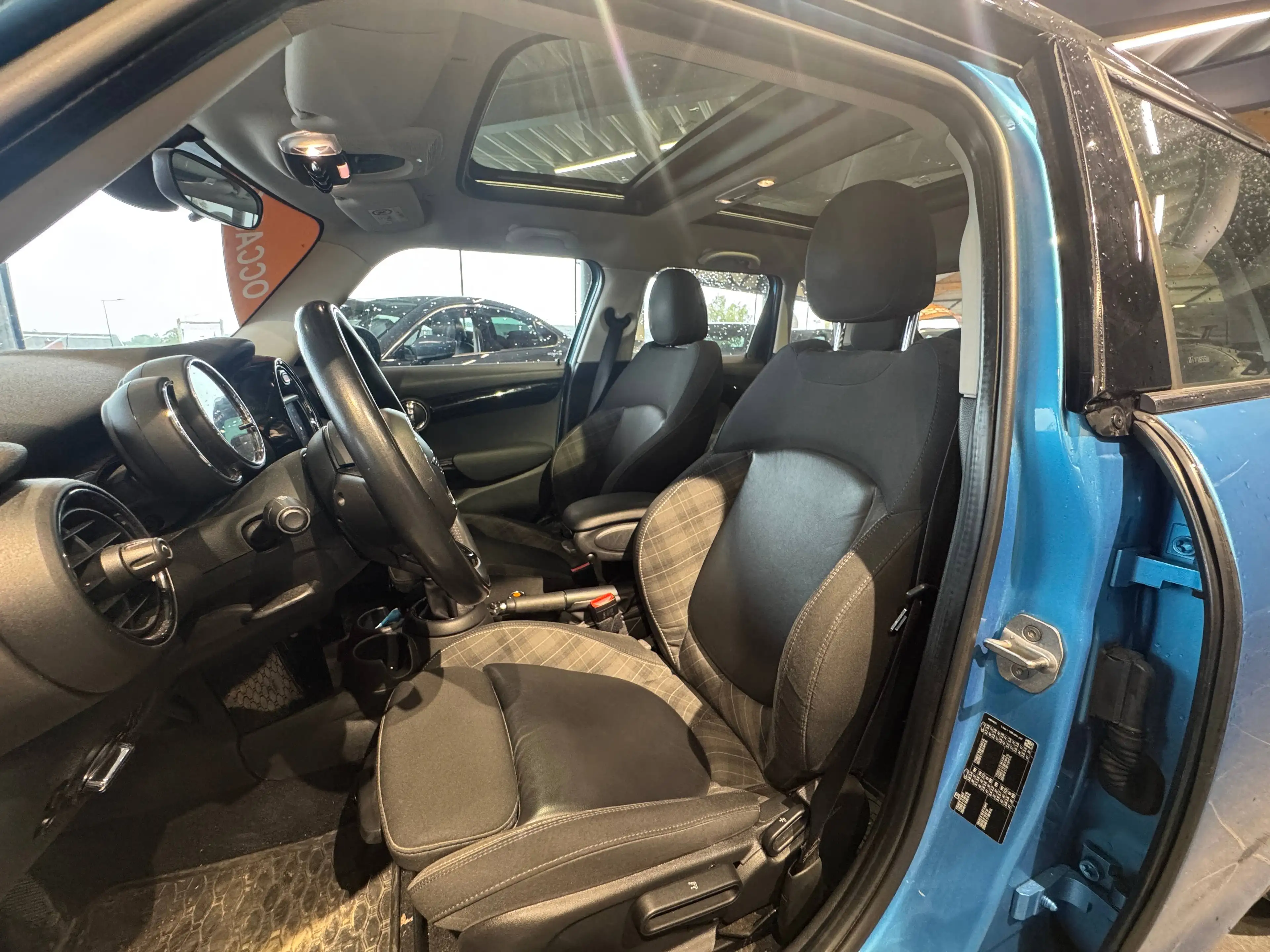 MINI Cooper 1.5L Essence Automatique — photo 15