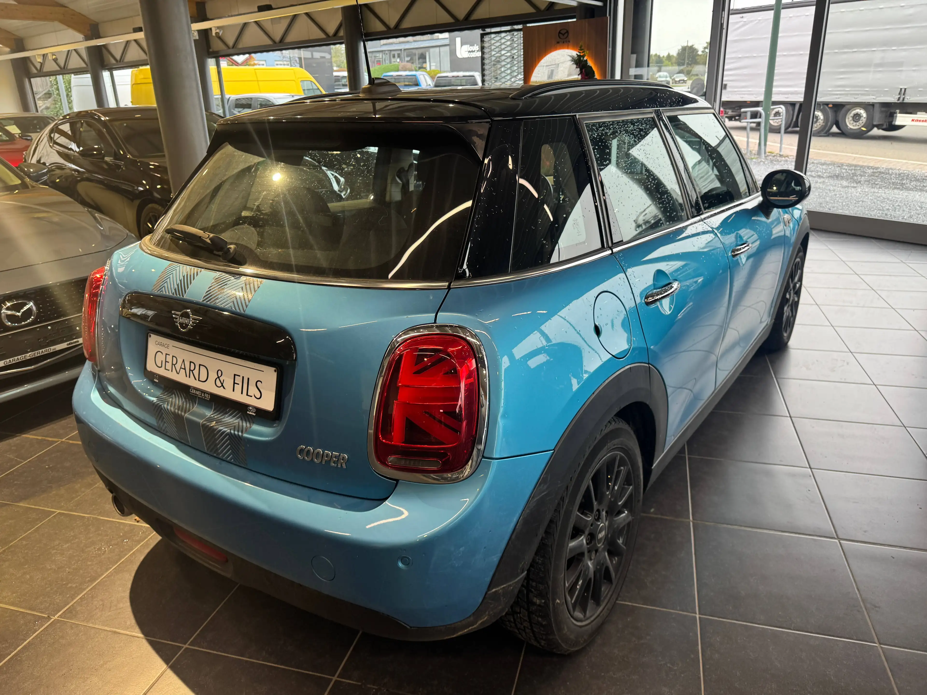 MINI Cooper 1.5L Essence Automatique — photo 6