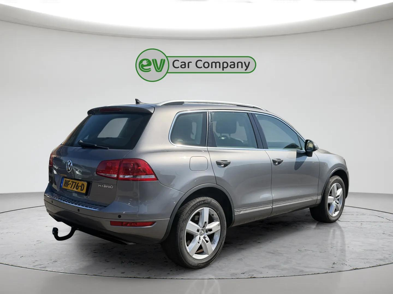 Volkswagen Touareg 3.0 TSI Hybrid Highline | Volleder | Automaat | 36 — photo 3