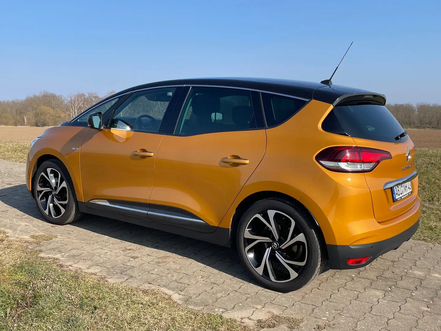 Renault Scenic Scenic ENERGY TCe 130 BOSE EDITION Gold - 1