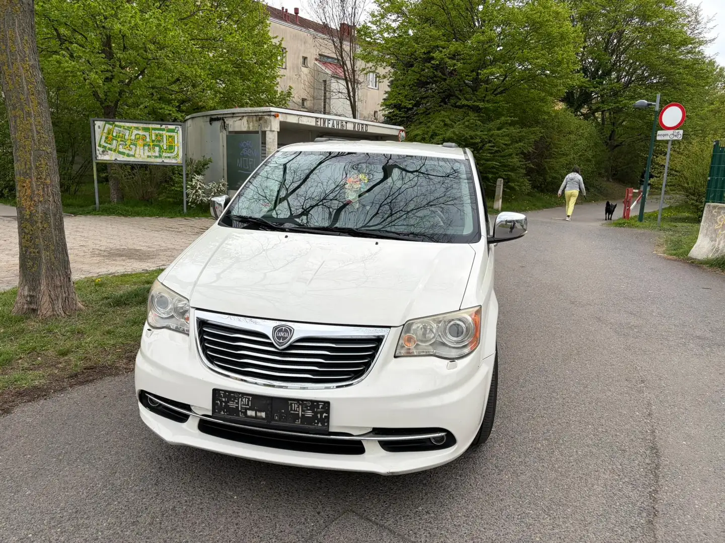 Lancia Voyager Voyager 2,8 CRD Gold Gold Weiß - 1