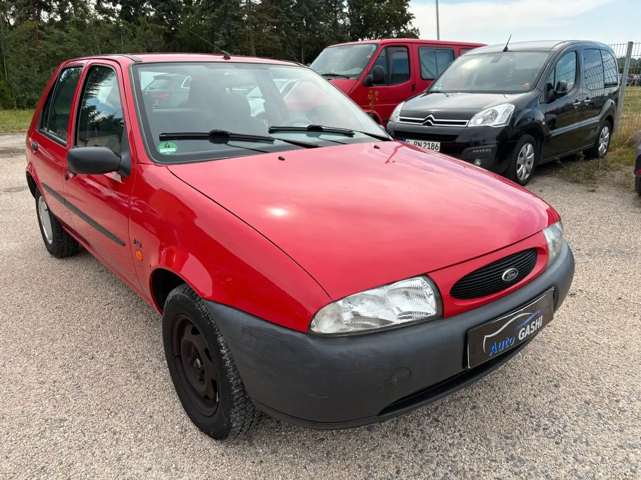 Ford Fiesta Neuwertig, foto 1