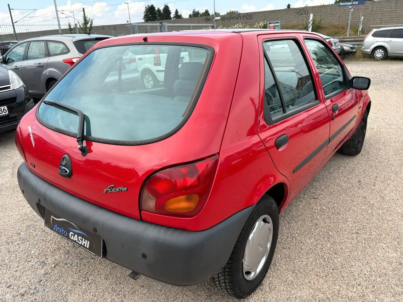 Ford Fiesta Neuwertig, foto 8