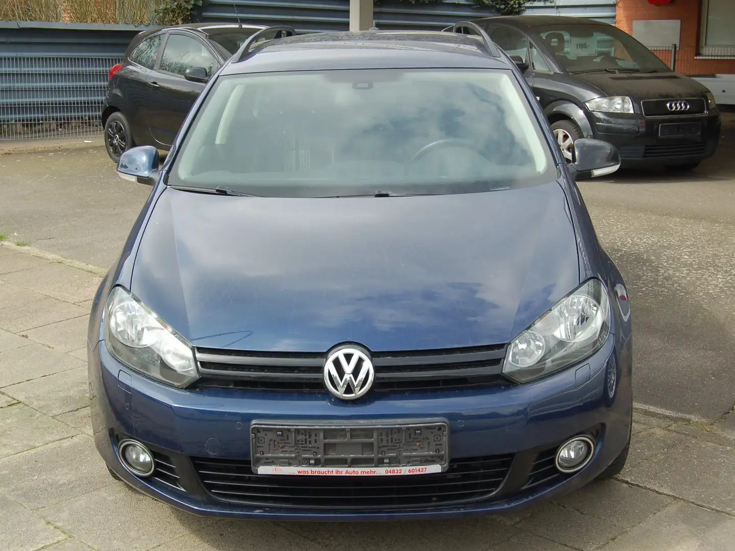 Volkswagen Golf Variant Match Blau - 2
