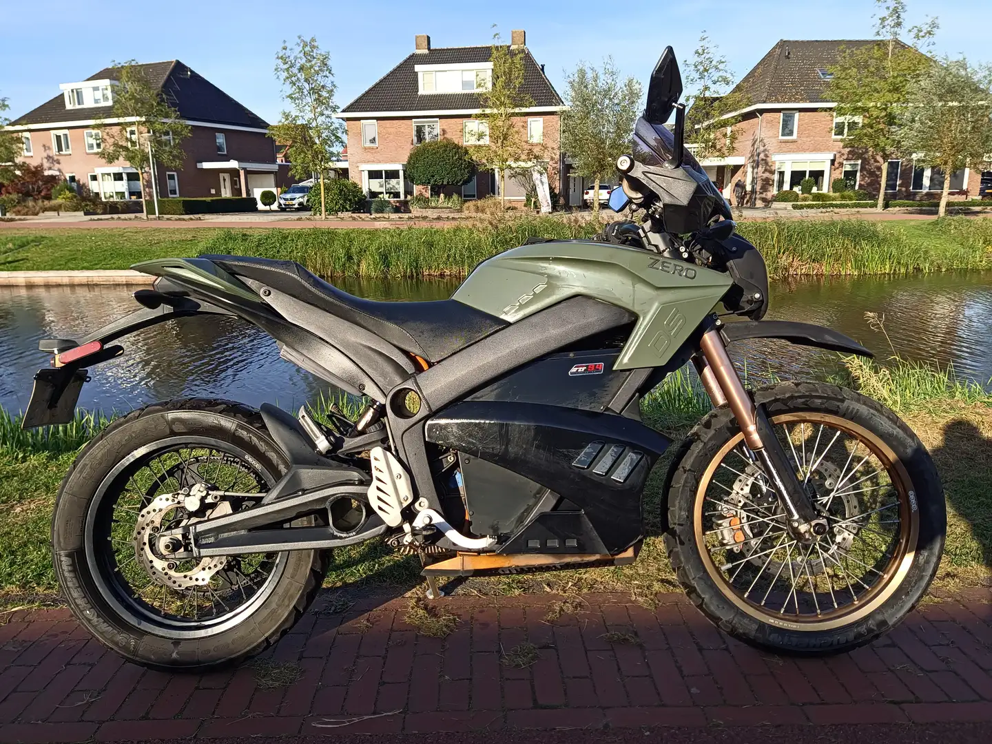 Zero Zero DS 9.4 Vert - 1