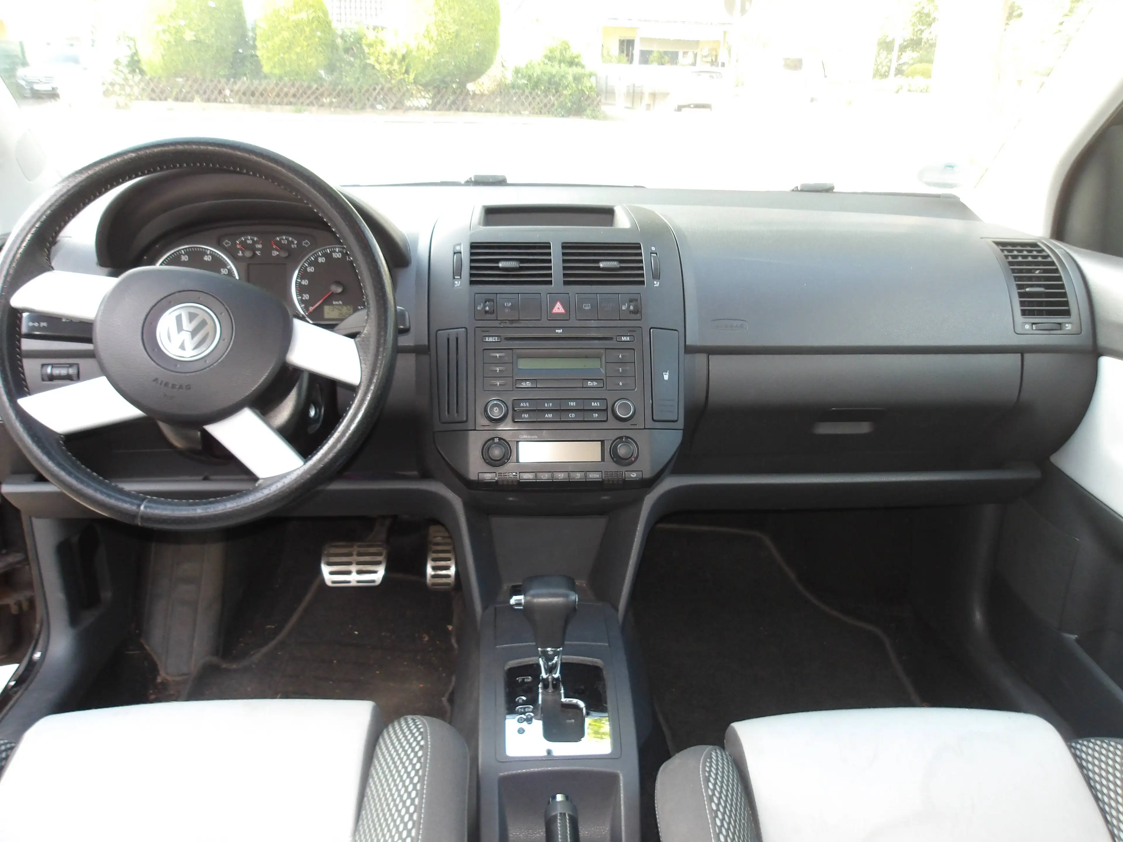 Volkswagen Polo Cross 1.6 Automatik Cross Polo — photo 13