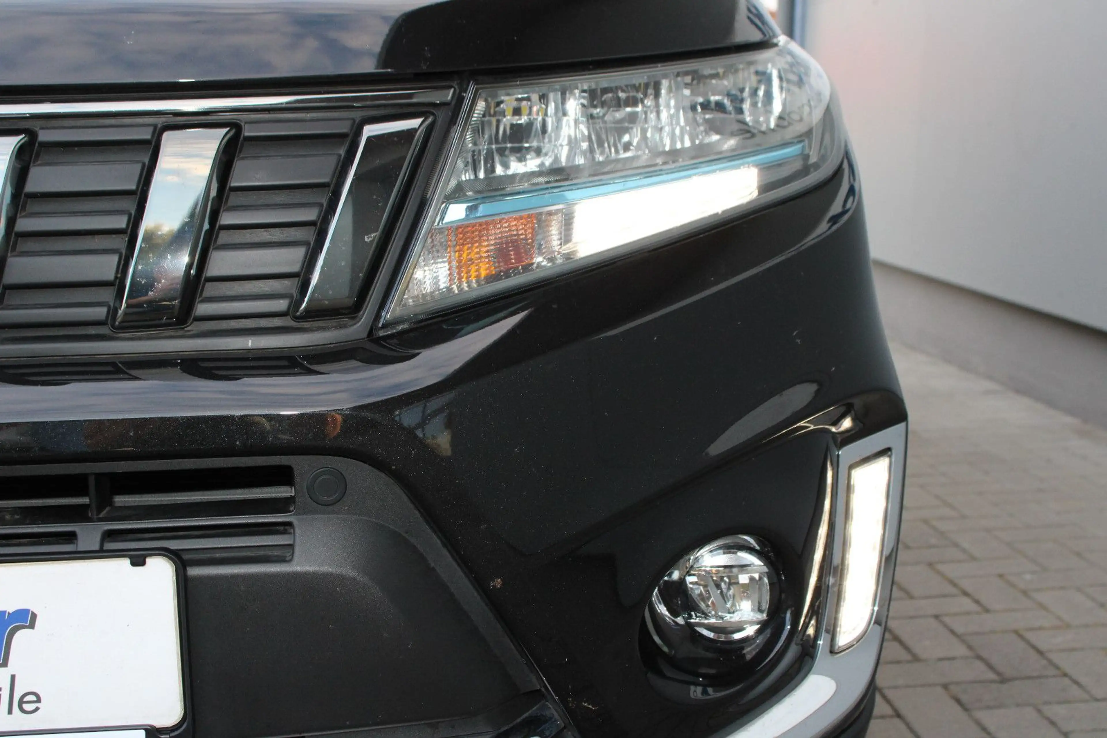 Suzuki Vitara 1.4 Mild-Hybrid Comfort+ 4x4!AUTOMATIK! — photo 5