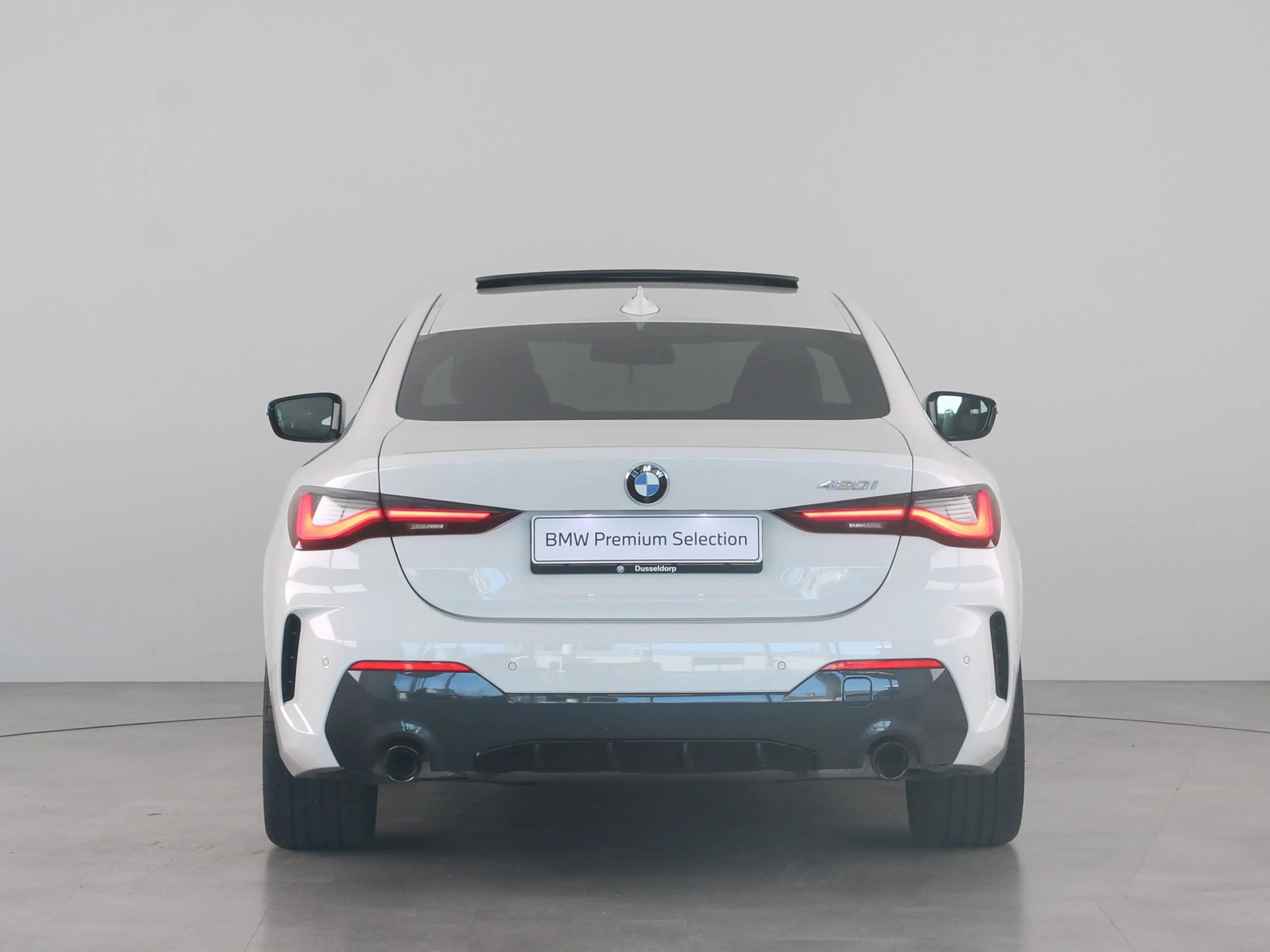 BMW 420 4 Serie Coupé 420i High Executive — photo 11