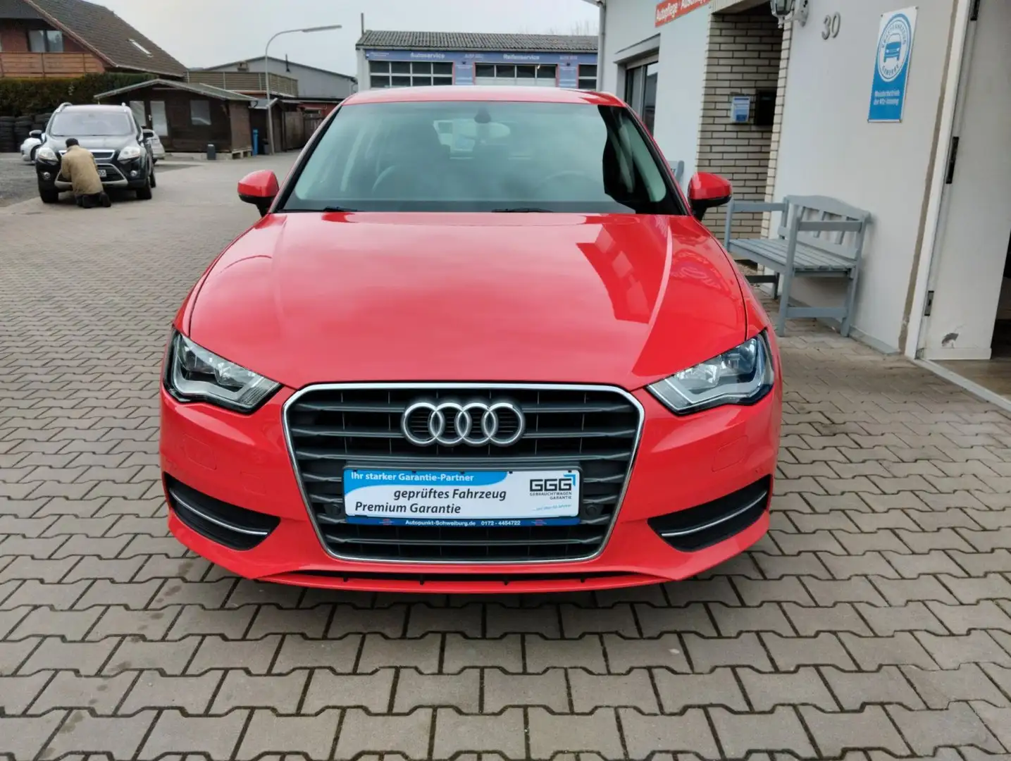 Audi A3 Sportback ambiente TÜV-AU 04-2027 Rot - 2