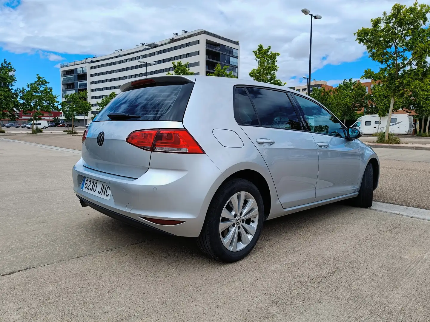 Volkswagen Golf 1.2 TSI BMT Edition 110 - 2
